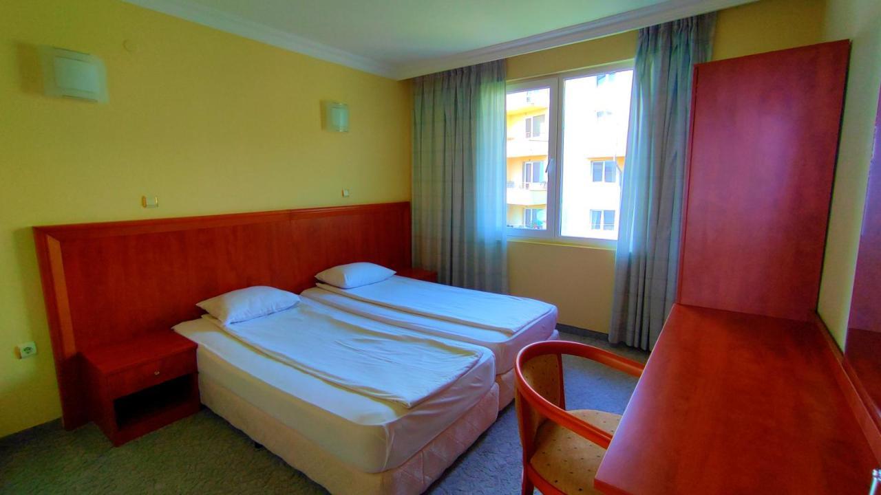 Hotel Consul Sveti Vlas Esterno foto